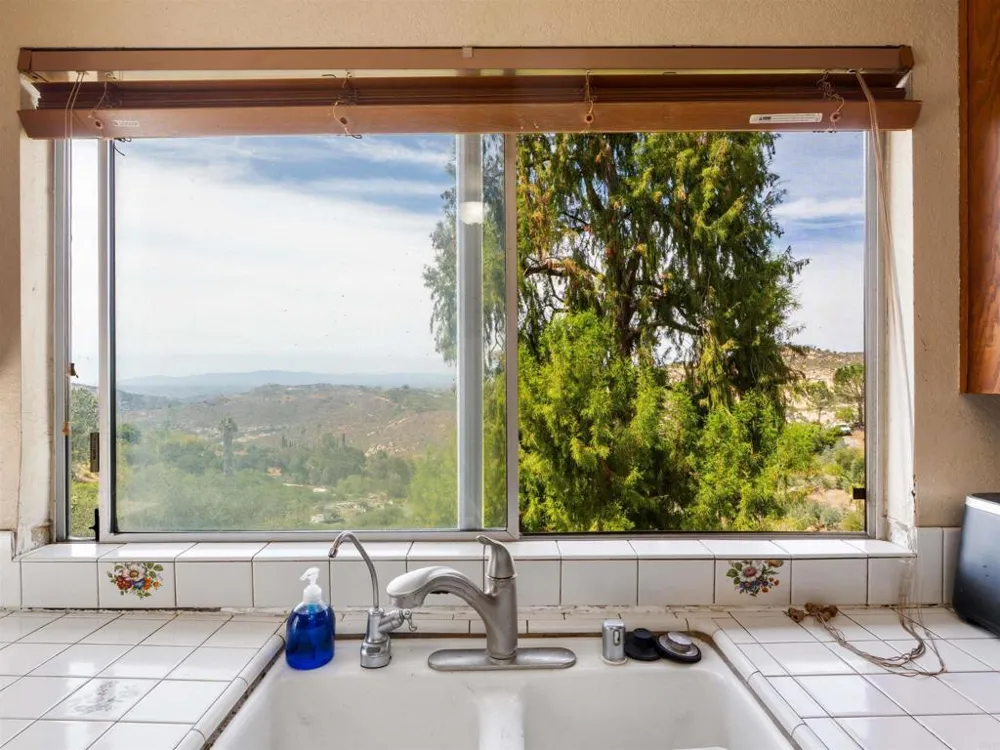 9549 Vista Aleta Valley Center, CA 92082