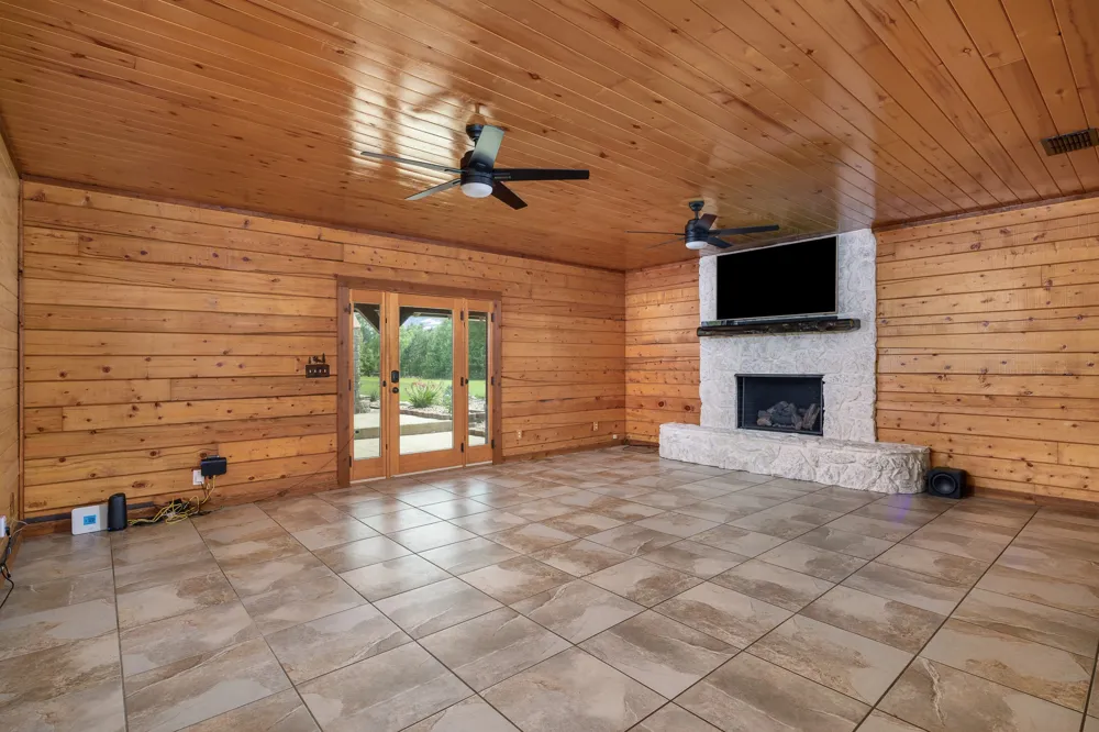 Address Not Shown Troup, TX 75789