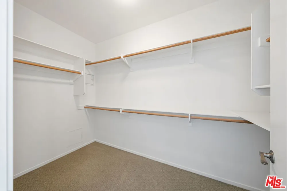3223 W 6th Street #605 Los Angeles, CA 90020