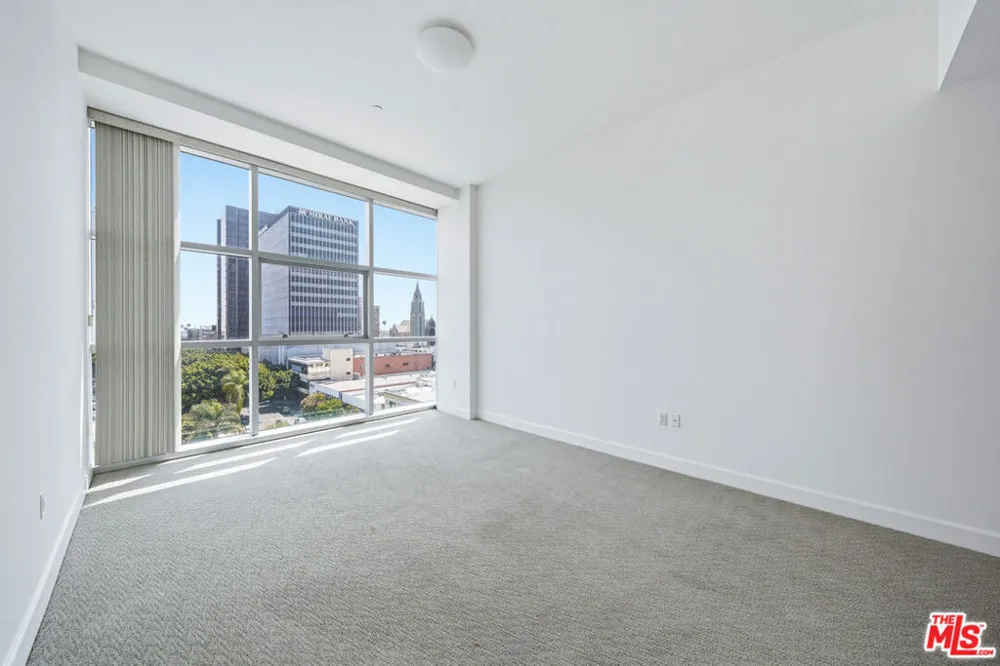 3223 W 6th Street #605 Los Angeles, CA 90020