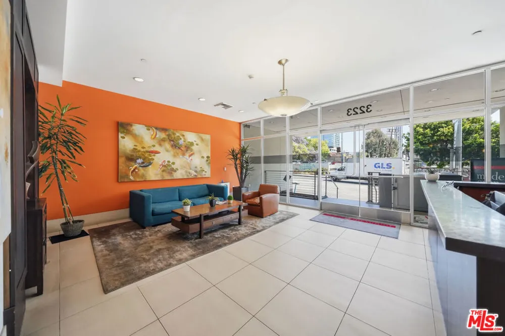 3223 W 6th Street #605 Los Angeles, CA 90020
