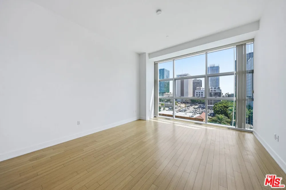 3223 W 6th Street #605 Los Angeles, CA 90020