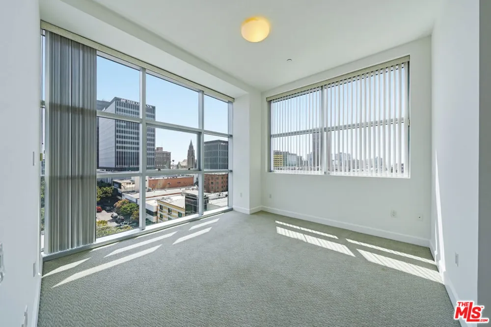 3223 W 6th Street #605 Los Angeles, CA 90020