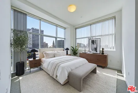 3223 W 6th Street #605