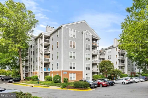 3175 SUMMIT SQUARE DRIVE #5-E12