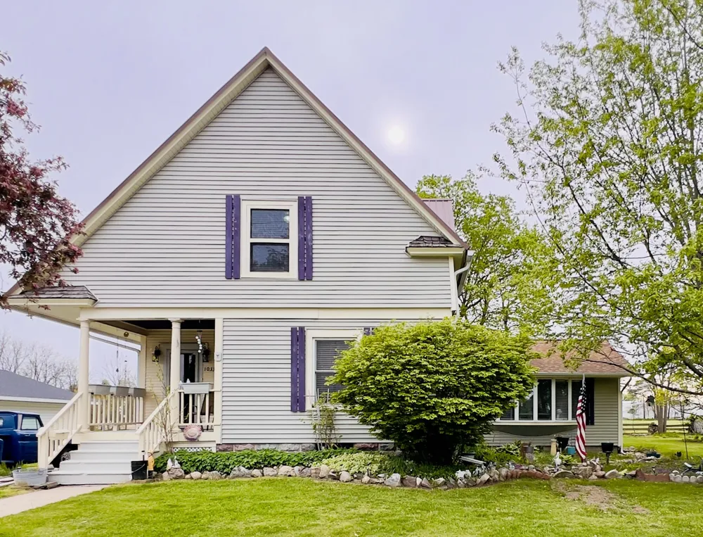 1033 Washington Boulevard Lake Odessa Village, MI 48849