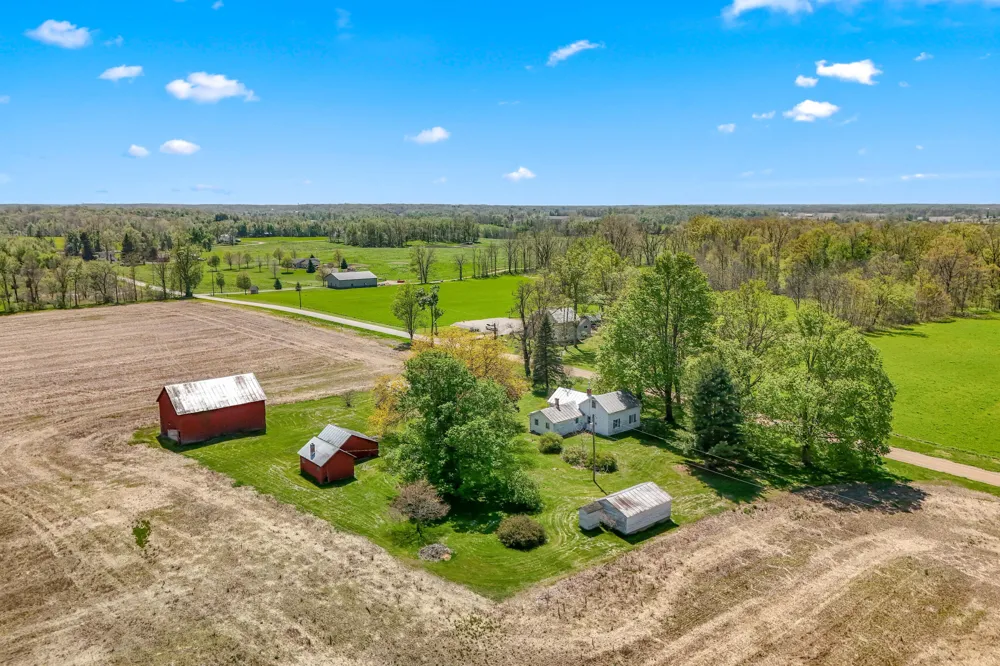 15791 Rice Road Camden Township, MI 49232