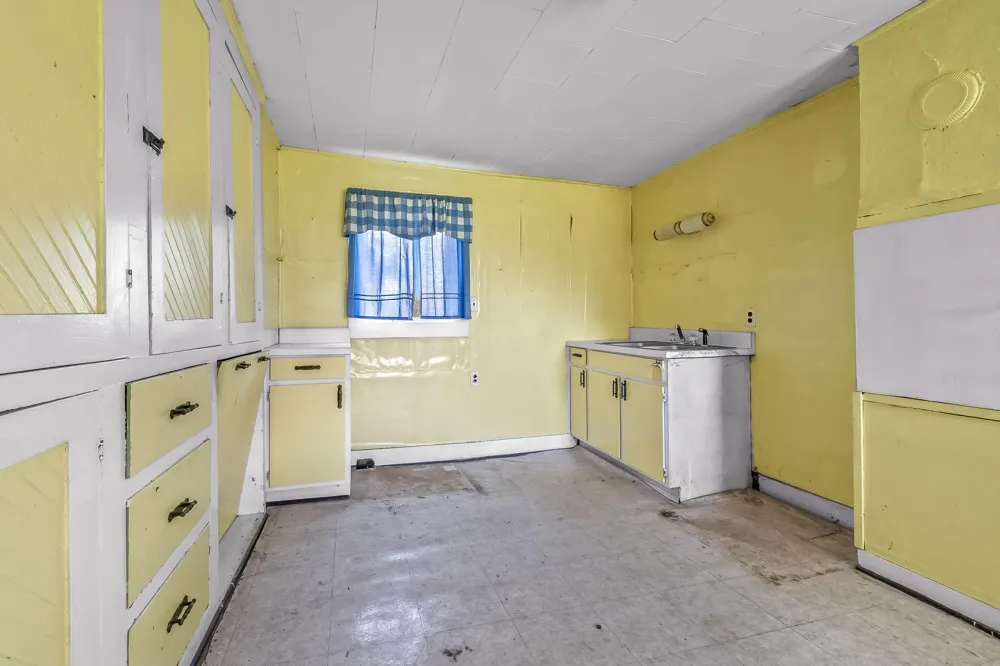 15791 Rice Road Camden Township, MI 49232