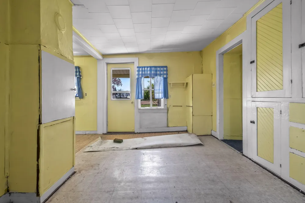 15791 Rice Road Camden Township, MI 49232