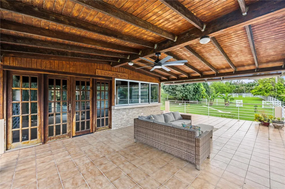 23 & 24 HACIENDA CARABALI Luquillo, PR 00773
