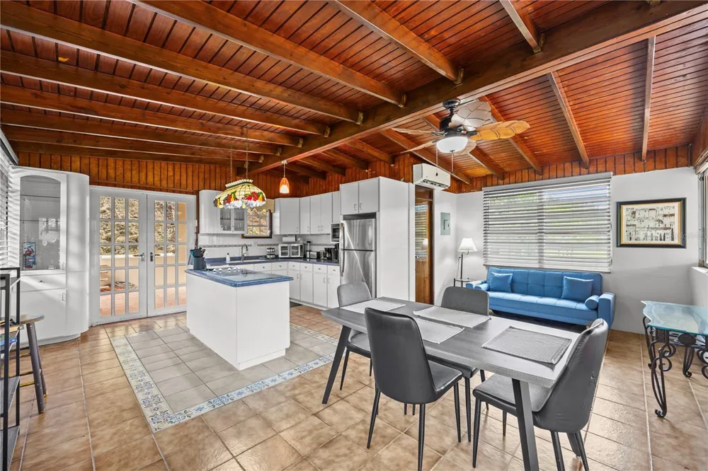 23 & 24 HACIENDA CARABALI Luquillo, PR 00773
