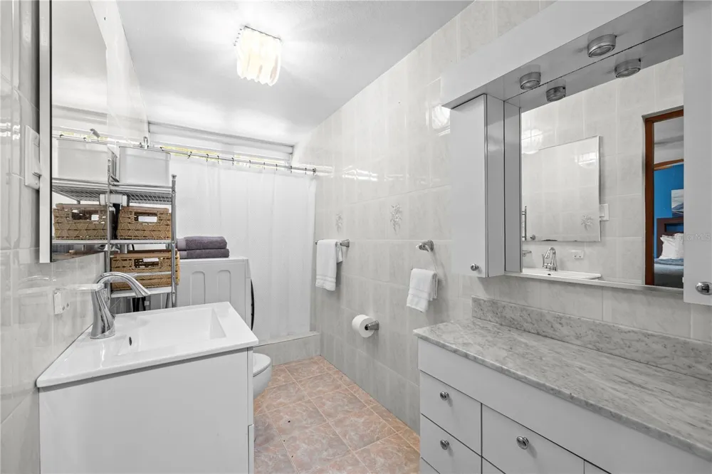 23 & 24 HACIENDA CARABALI Luquillo, PR 00773