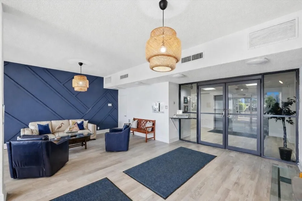 7400 SUN ISLAND DRIVE S #412 South Pasadena, FL 33707