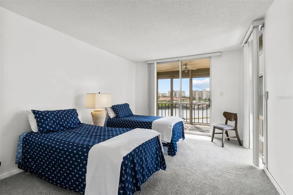 7400 SUN ISLAND DRIVE S #412 South Pasadena, FL 33707