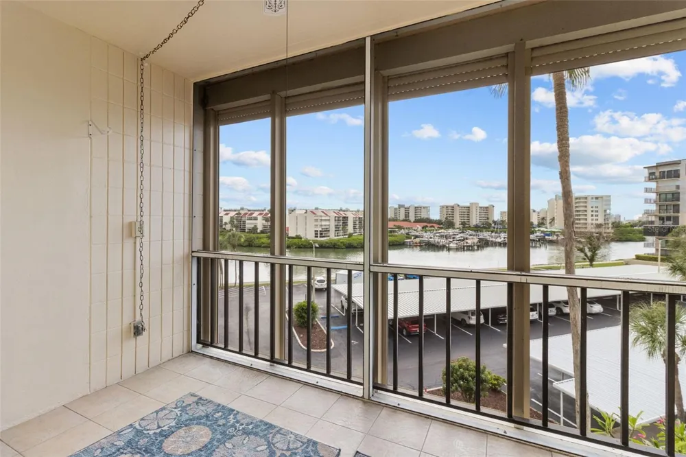 7400 SUN ISLAND DRIVE S #412 South Pasadena, FL 33707