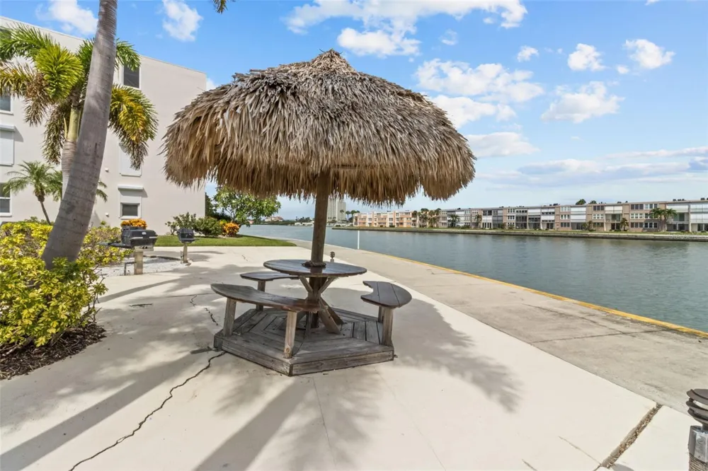 7400 SUN ISLAND DRIVE S #412 South Pasadena, FL 33707