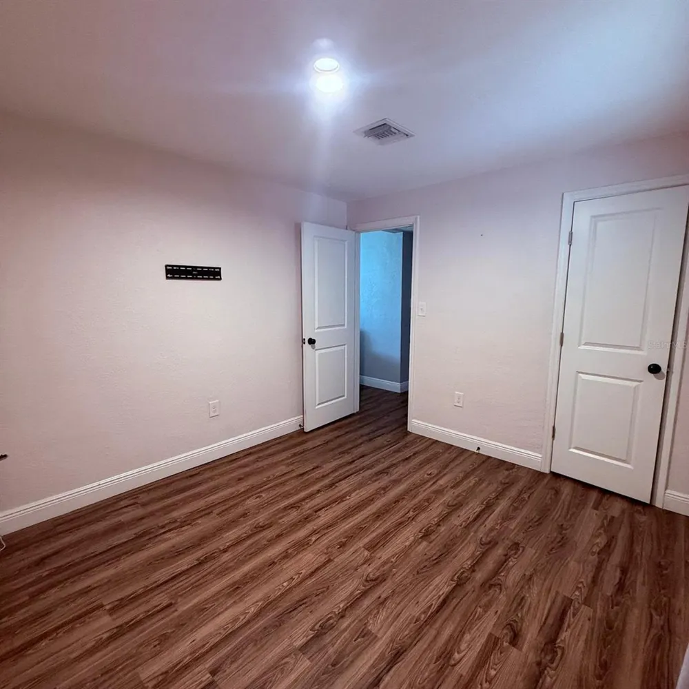 2940 LAKE MARGARET DRIVE Orlando, FL 32806