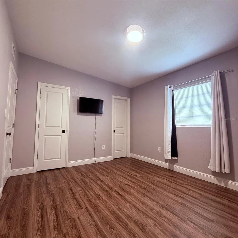 2940 LAKE MARGARET DRIVE Orlando, FL 32806