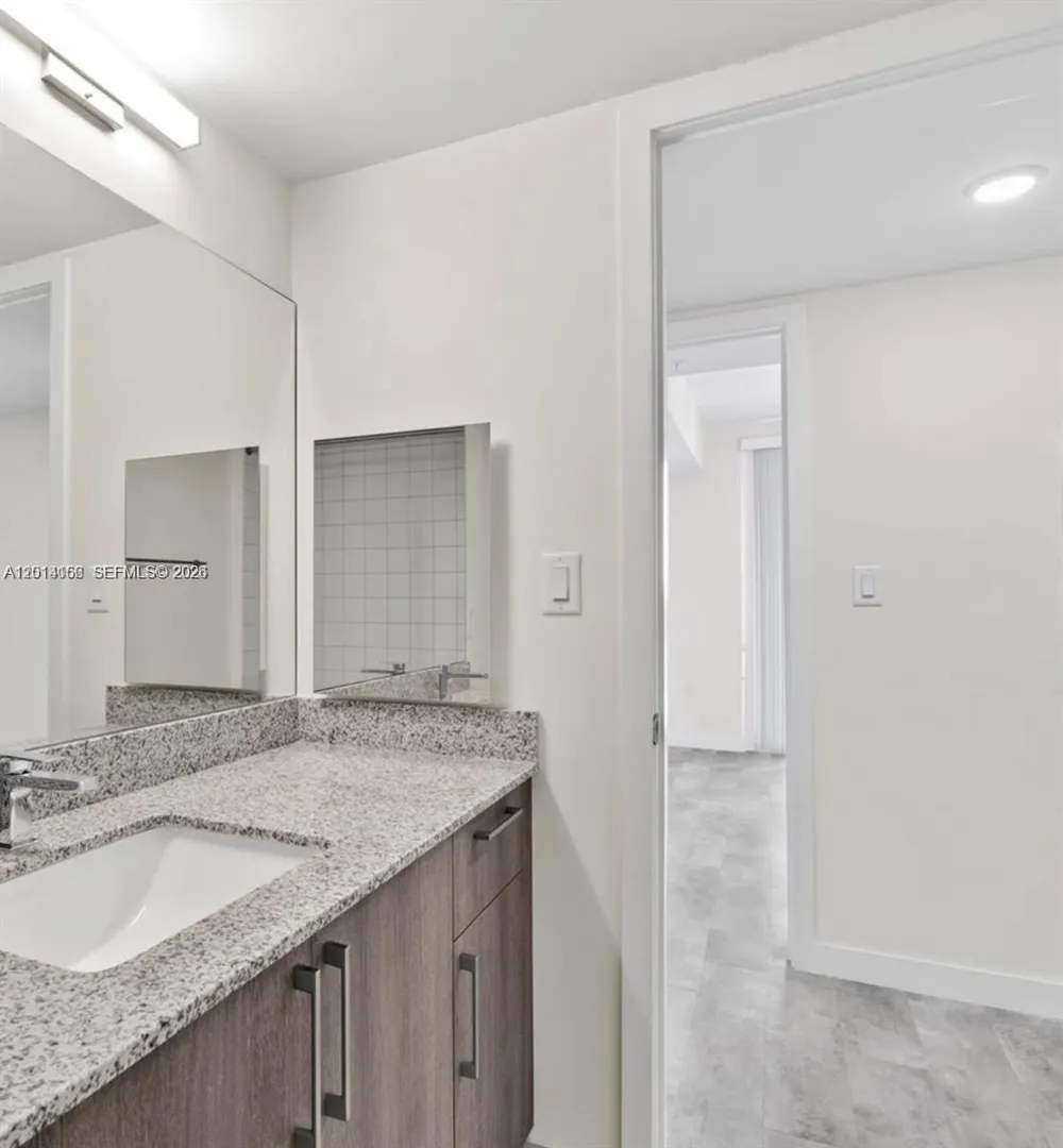 400 NW 112th Ave #828 Sweetwater, FL 33172