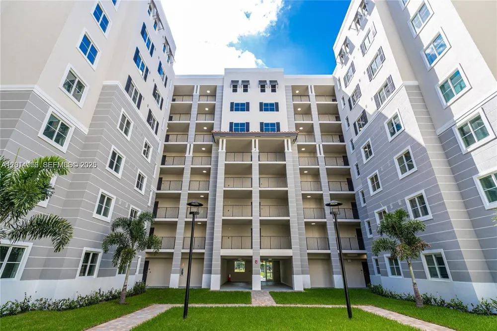 400 NW 112th Ave #828 Sweetwater, FL 33172