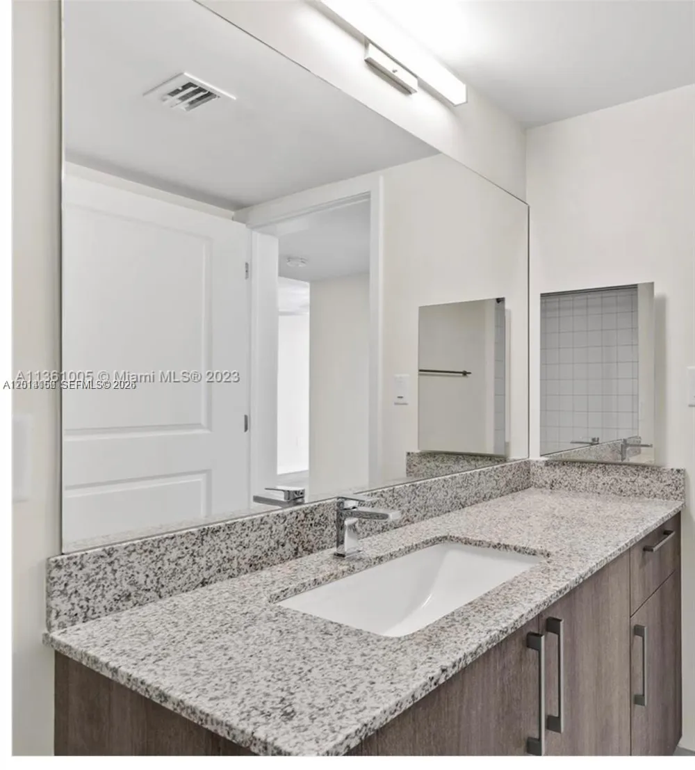 400 NW 112th Ave #828 Sweetwater, FL 33172