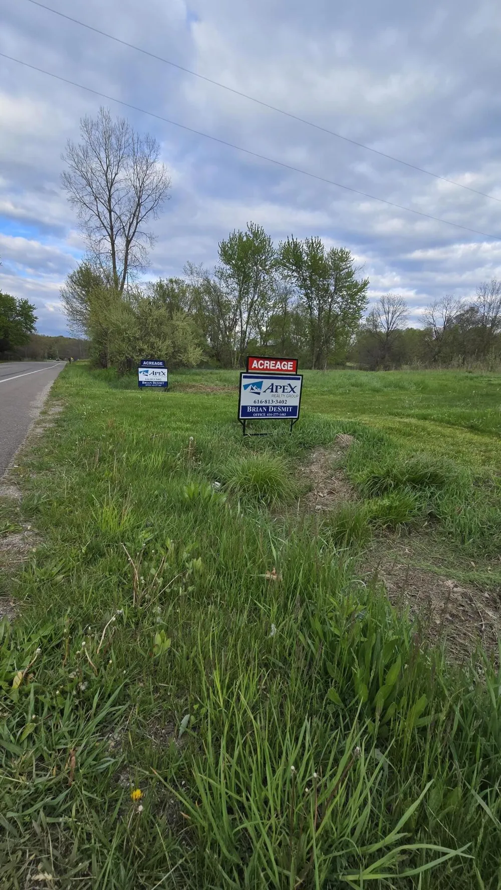 690 Pierce Road Plainwell, MI 49080