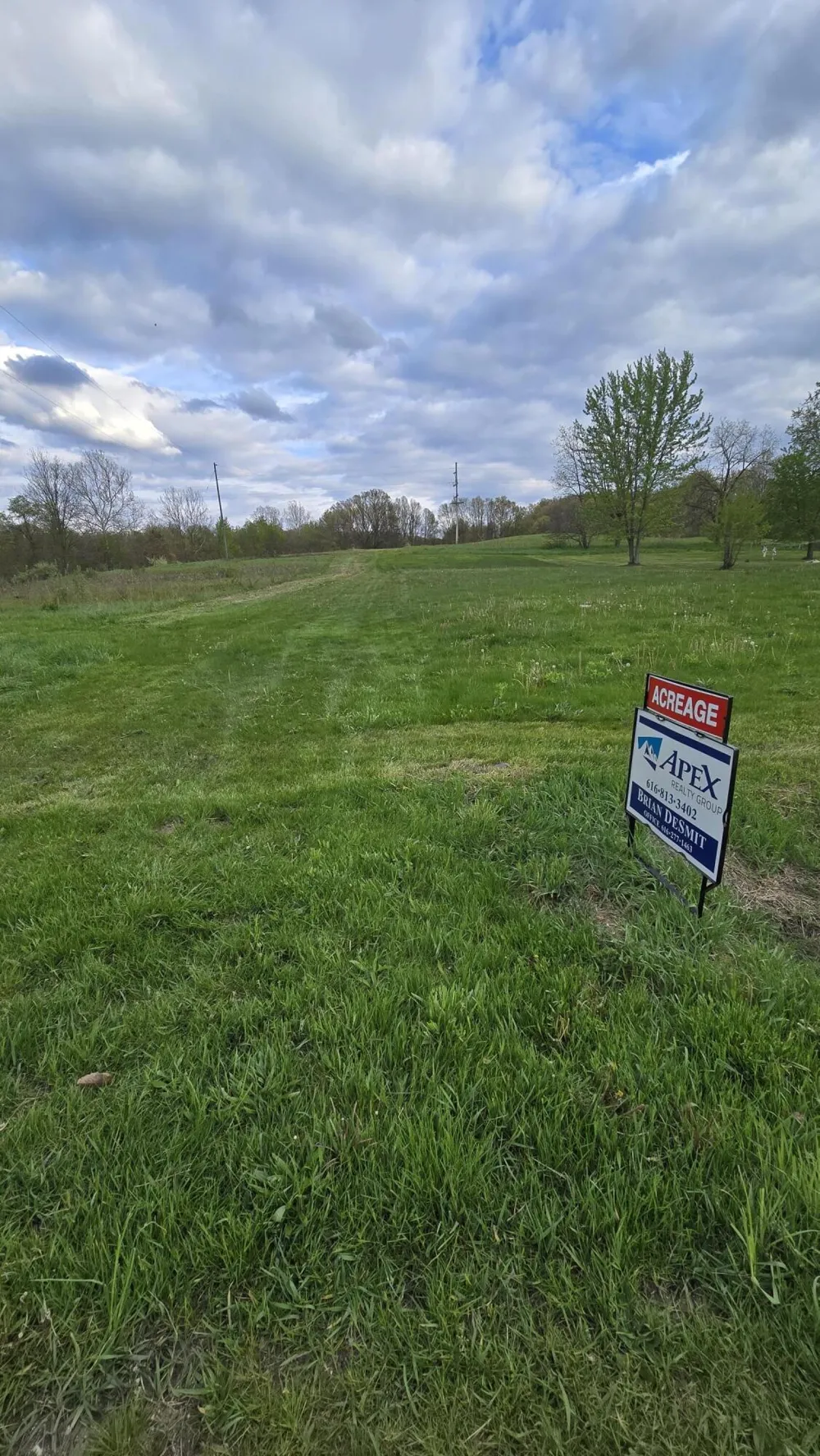 690 Pierce Road Plainwell, MI 49080