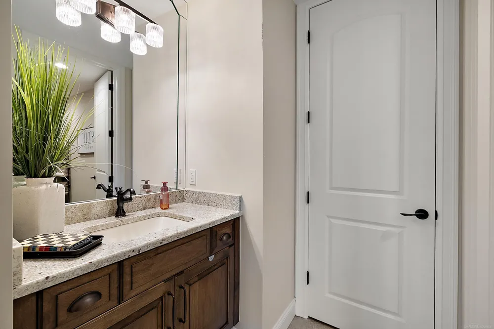 61573 Cotswold Drive Washington Township, MI 48094