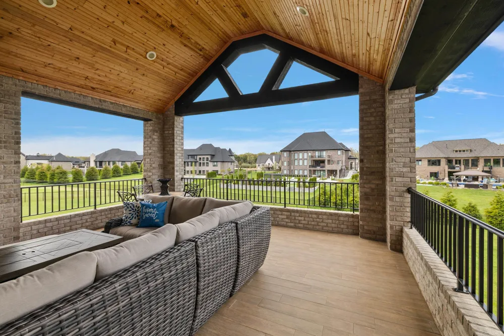 61573 Cotswold Drive Washington Township, MI 48094