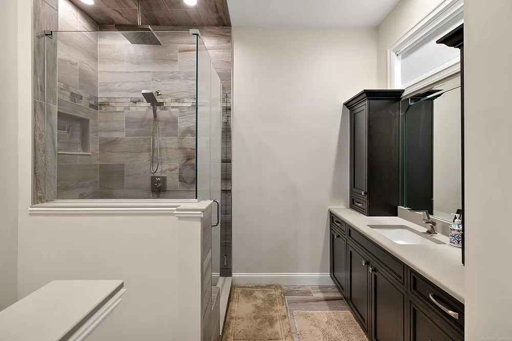 61573 Cotswold Drive Washington Township, MI 48094