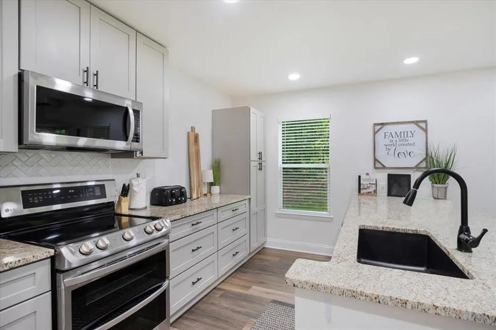299 SOUTH SHORE DRIVE Daingerfield, TX 75668