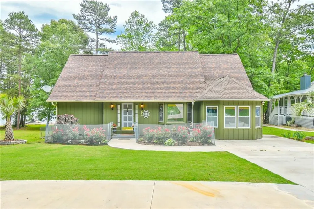 591 Rue Cezzan Lavonia, GA 30553