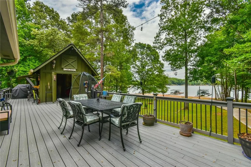 591 Rue Cezzan Lavonia, GA 30553