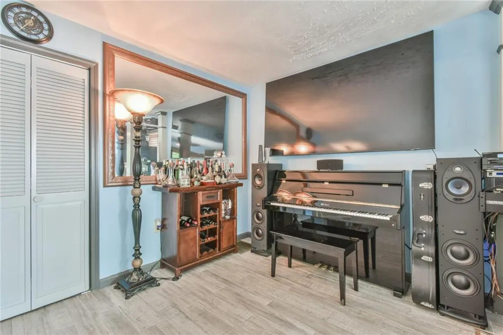 591 Rue Cezzan Lavonia, GA 30553