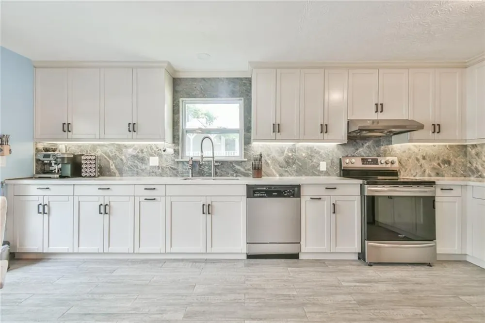 591 Rue Cezzan Lavonia, GA 30553