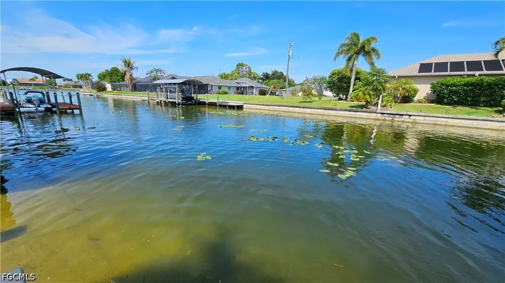 SE 10th Avenue Cape Coral, FL 33990