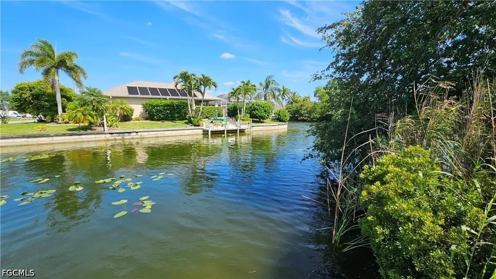 SE 10th Avenue Cape Coral, FL 33990