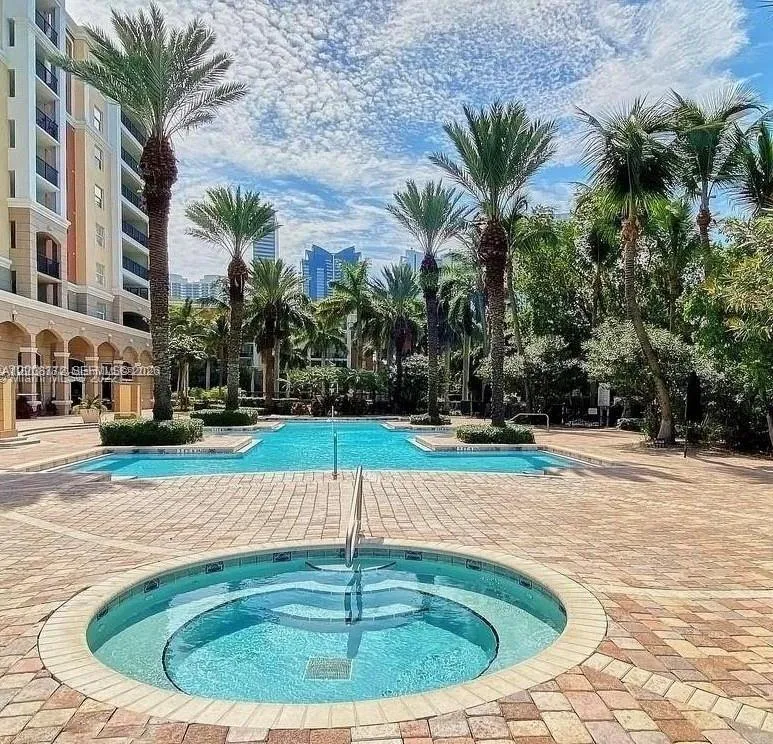 17145 Bay Rd #4102 Sunny Isles Beach, FL 33160
