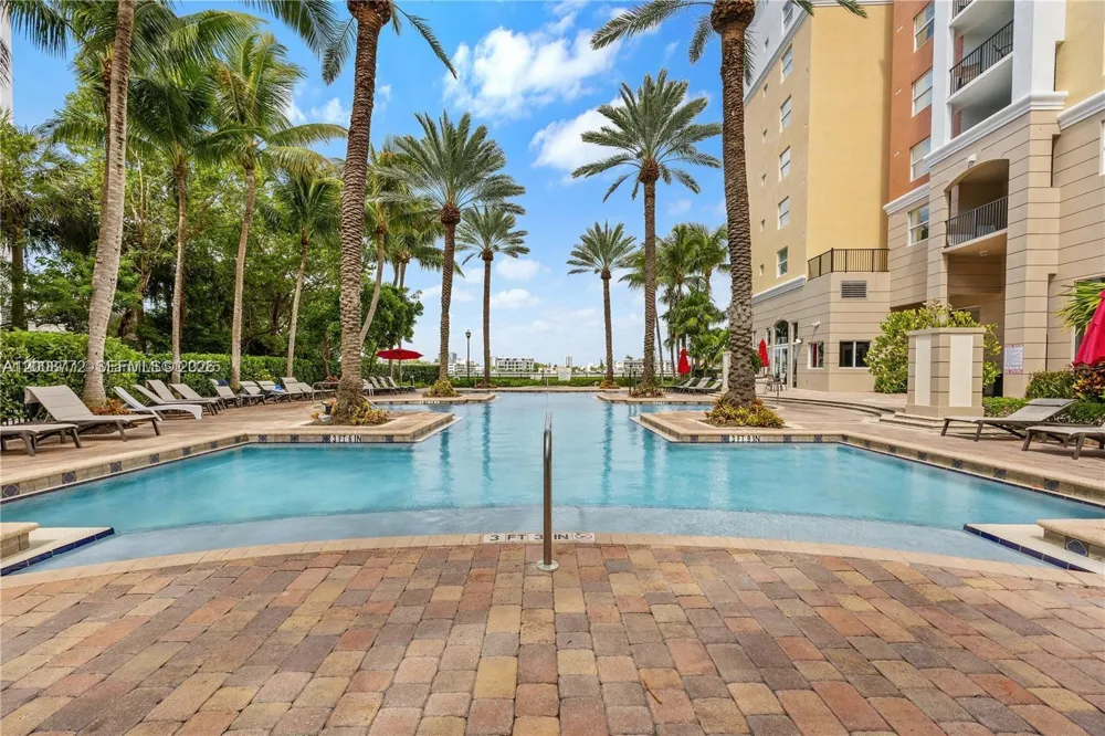 17145 Bay Rd #4102 Sunny Isles Beach, FL 33160