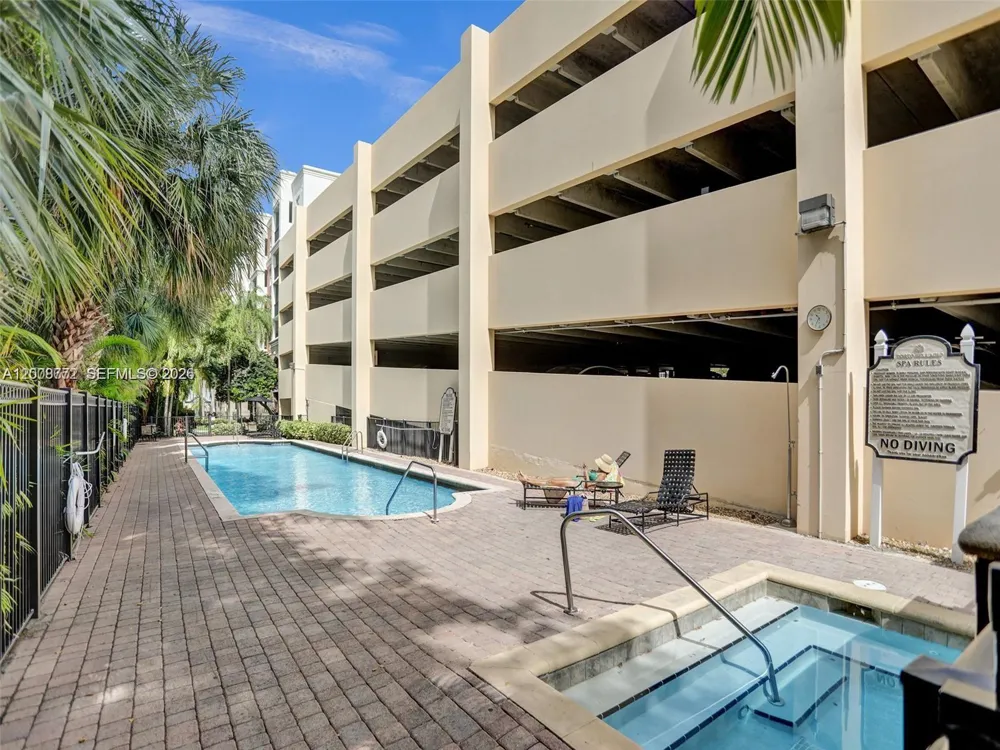 17145 Bay Rd #4102 Sunny Isles Beach, FL 33160