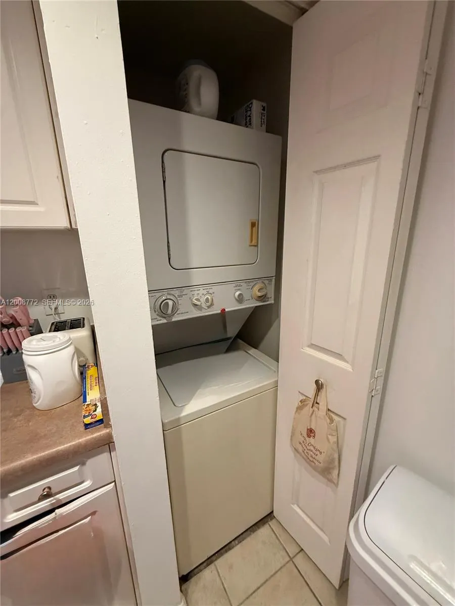 17145 Bay Rd #4102 Sunny Isles Beach, FL 33160