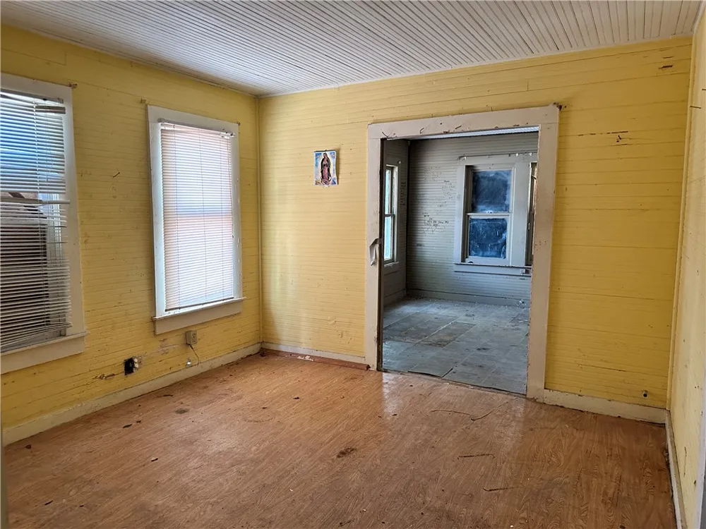 1311 Morris Avenue Corpus Christi, TX 78401