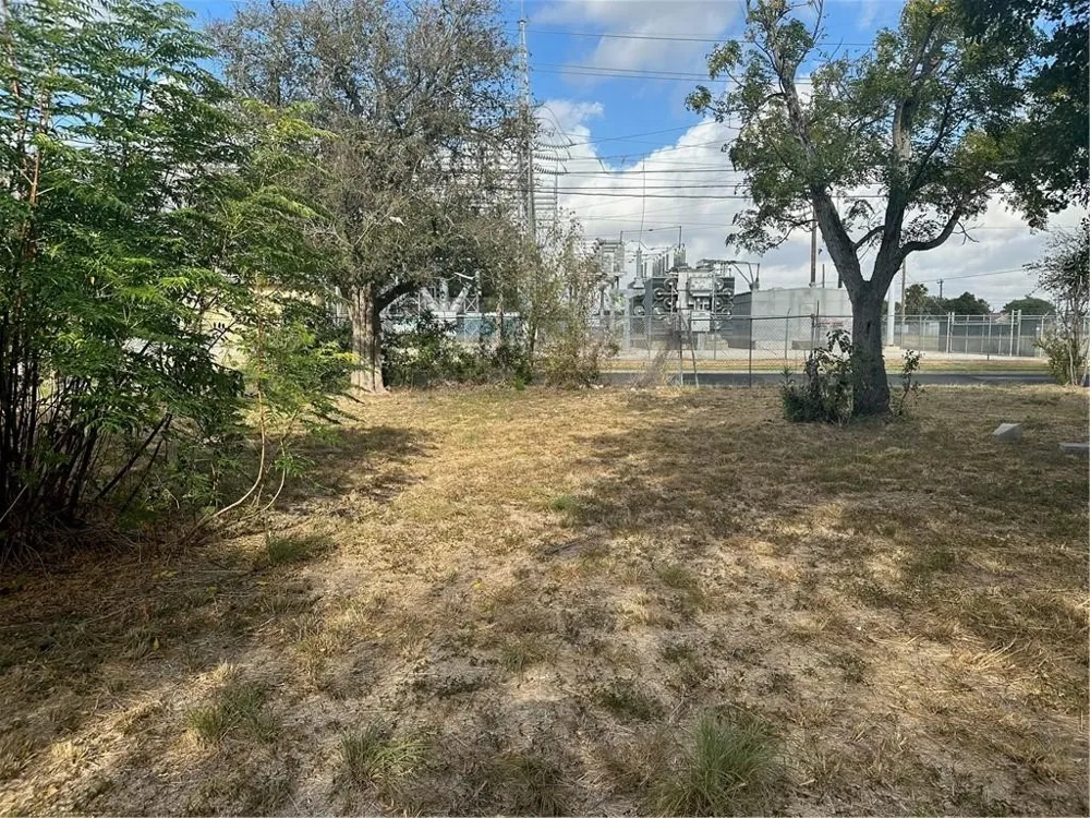 1311 Morris Avenue Corpus Christi, TX 78401