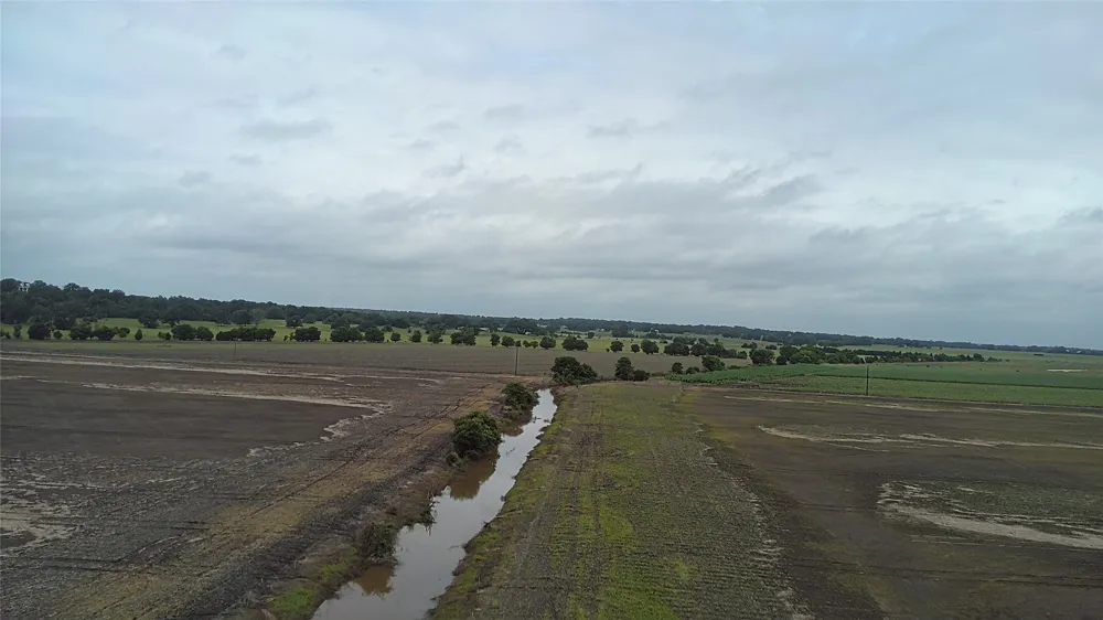 Highway 50 Snook, TX 77878