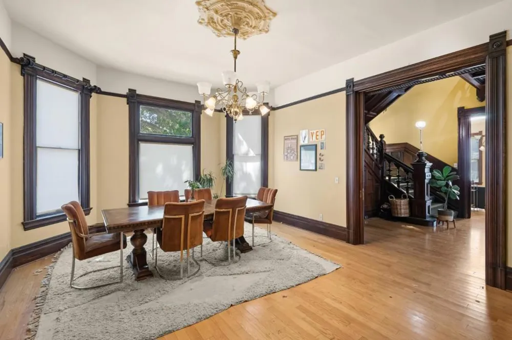 1833 Clinton Avenue Alameda, CA 94501