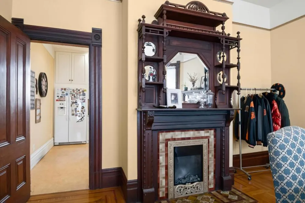 1833 Clinton Avenue Alameda, CA 94501