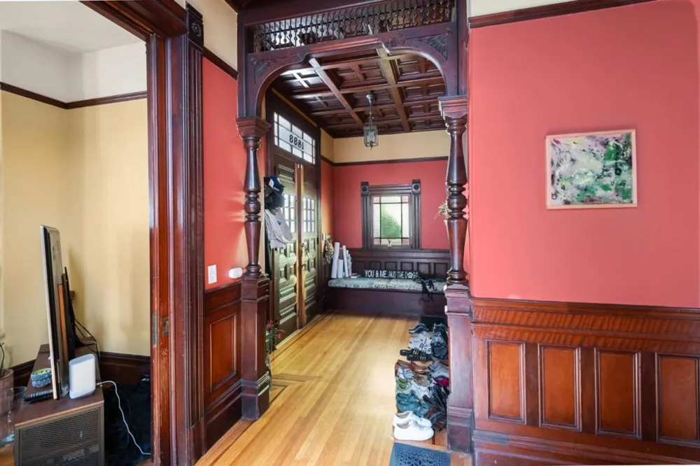 1833 Clinton Avenue Alameda, CA 94501