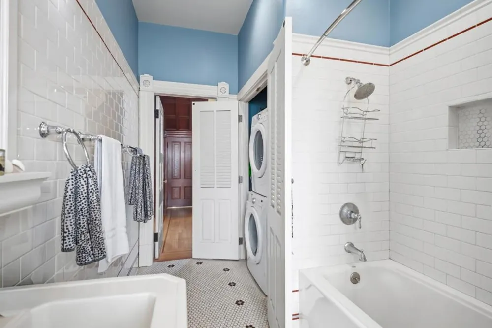 1833 Clinton Avenue Alameda, CA 94501