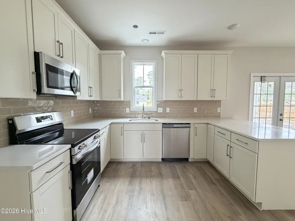 1059 Lexington Avenue NE Leland, NC 28451
