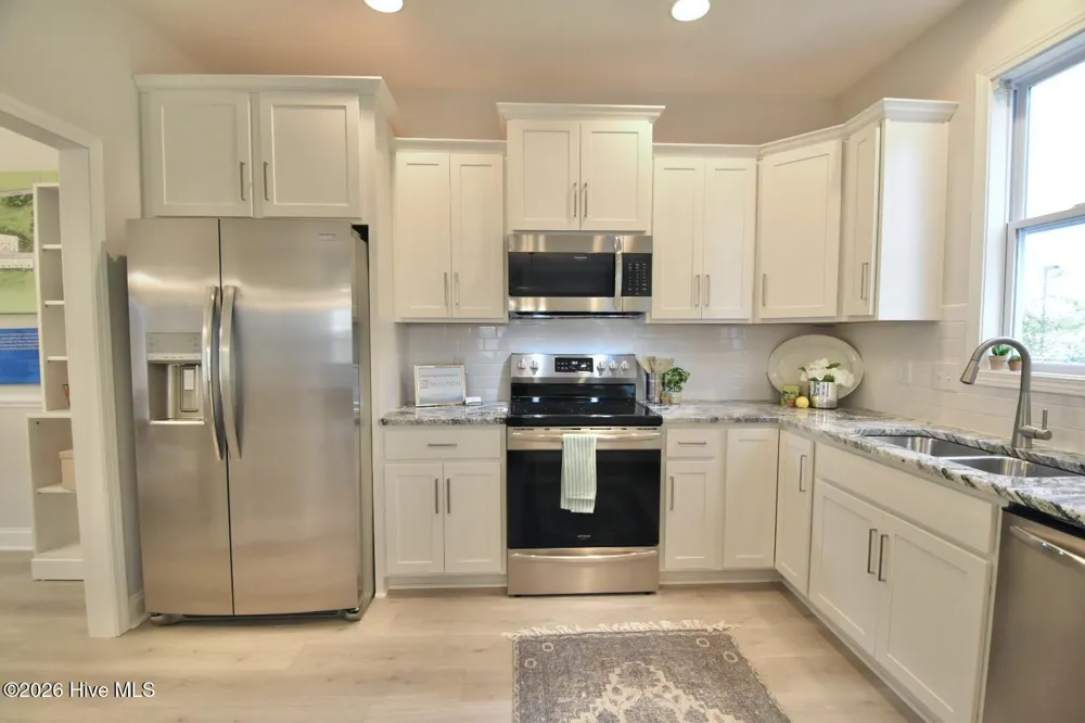 1059 Lexington Avenue NE Leland, NC 28451
